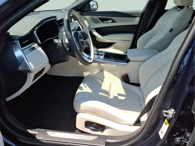 Used 2024 Jaguar XF R-Dynamic SE AWD/4WD image 17