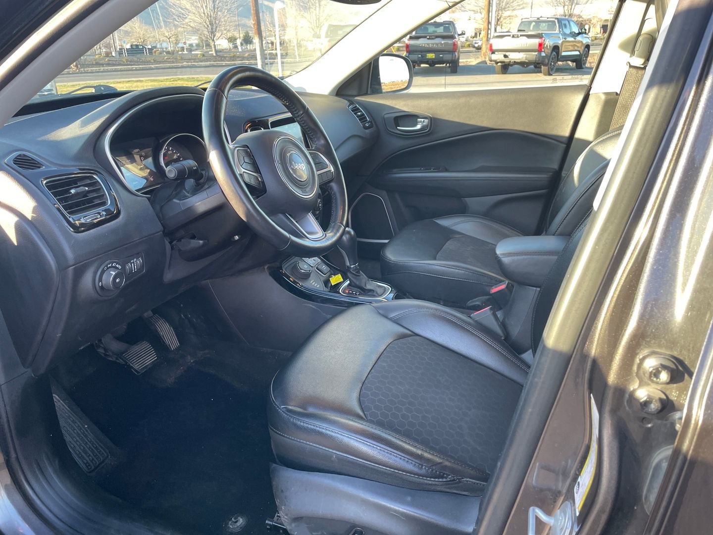 Used 2019 Jeep Compass Altitude image 10