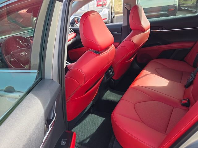 Used 2020 Toyota Camry XSE image 7