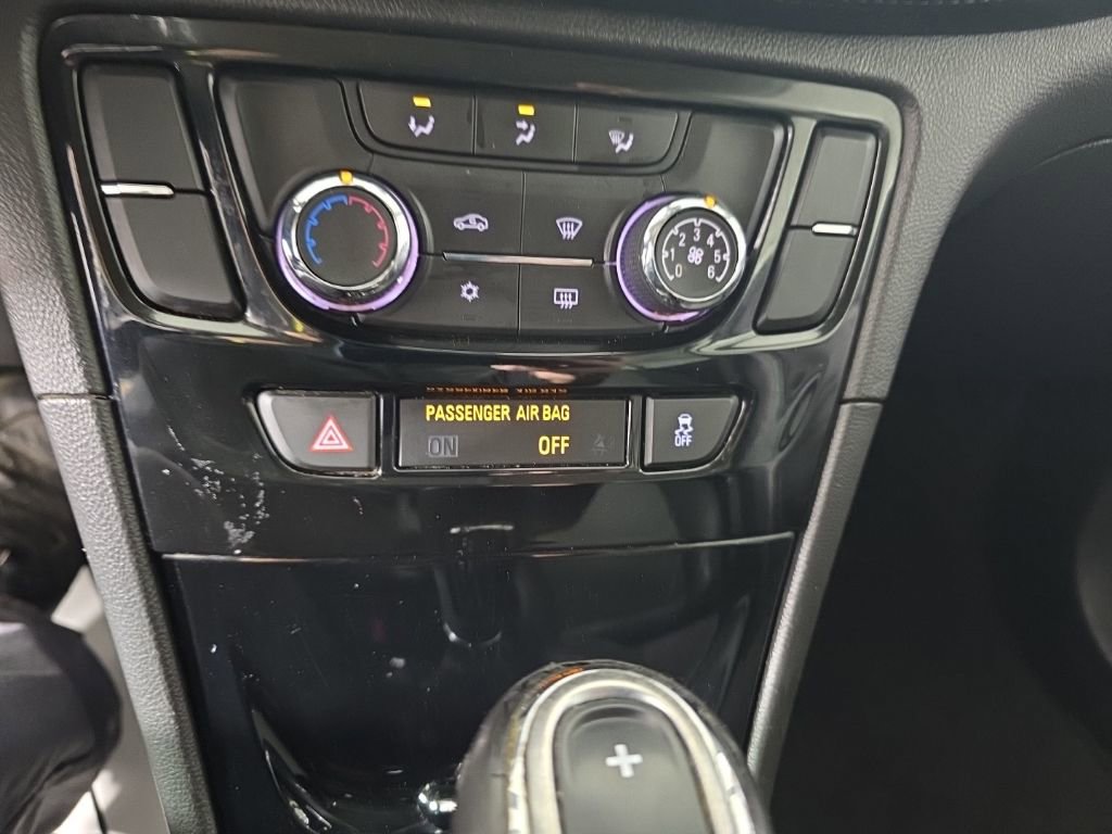 Used 2019 Buick Encore Preferred image 20