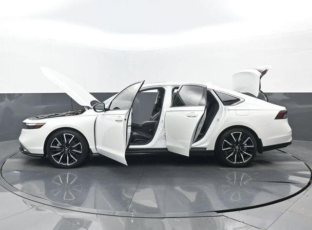Used 2024 Honda Accord Touring image 35