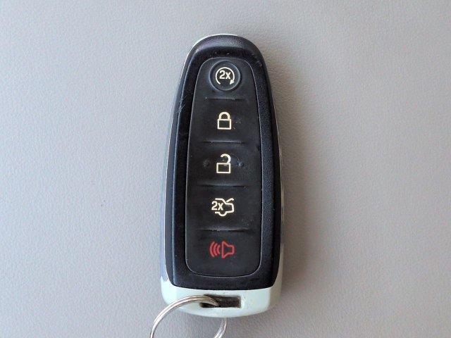 Used 2017 Lincoln Navigator Select RWD image 34
