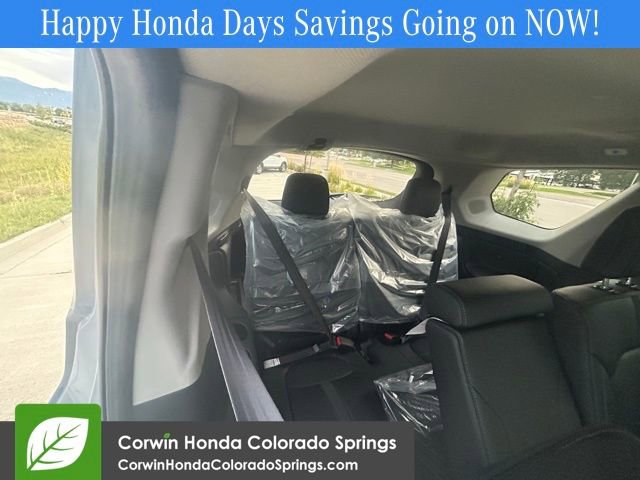 New 2025 Honda Pilot Touring image 31