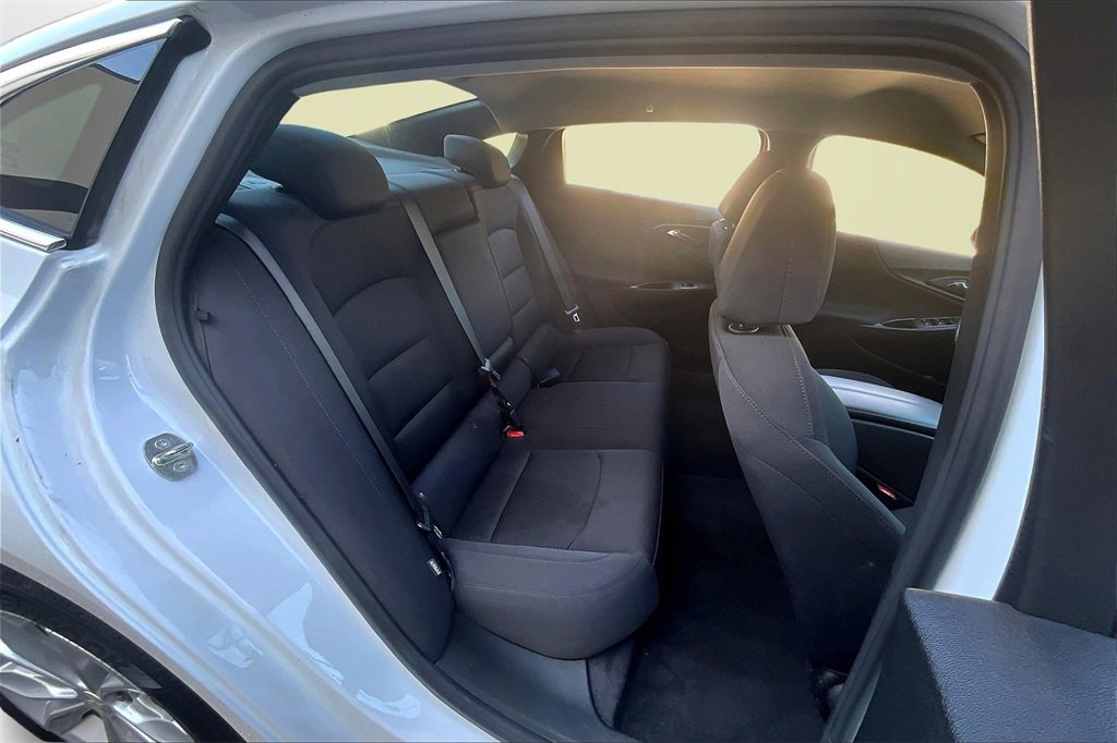 Used 2023 Chevrolet Malibu LT image 24