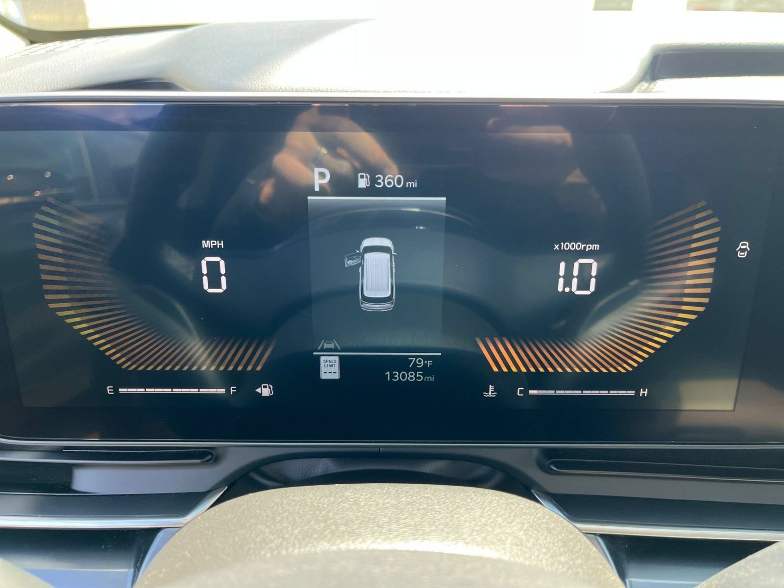 Used 2026 Kia Carnival FWD image 43