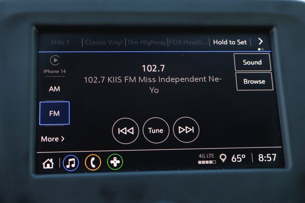 Used 2023 Chevrolet Equinox LT w/ Driver Convenience Package FWD image 29