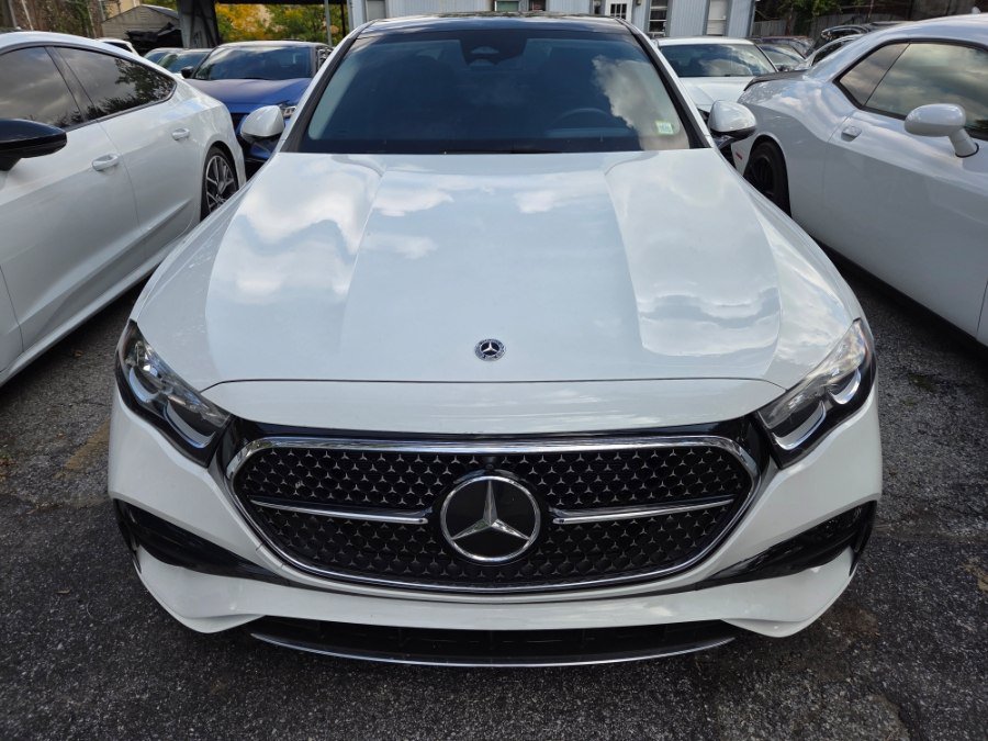 Used 2025 Mercedes-Benz E 350 4MATIC Sedan w/ Winter Package image 7
