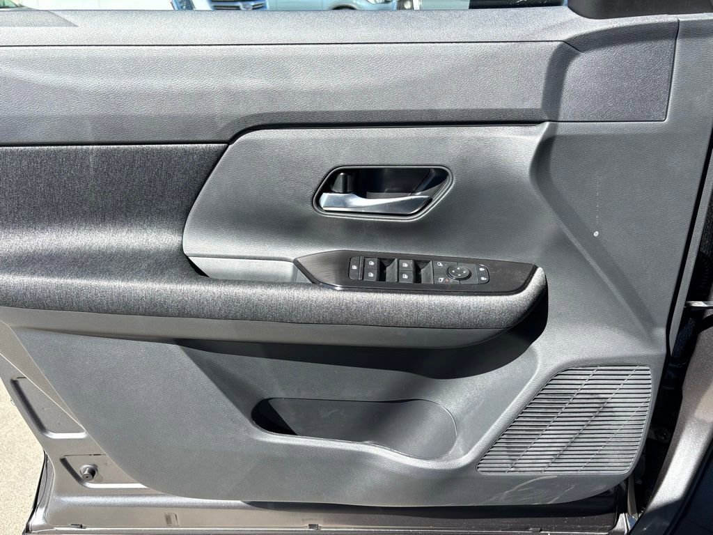 New 2026 Nissan Kicks SV FWD image 11