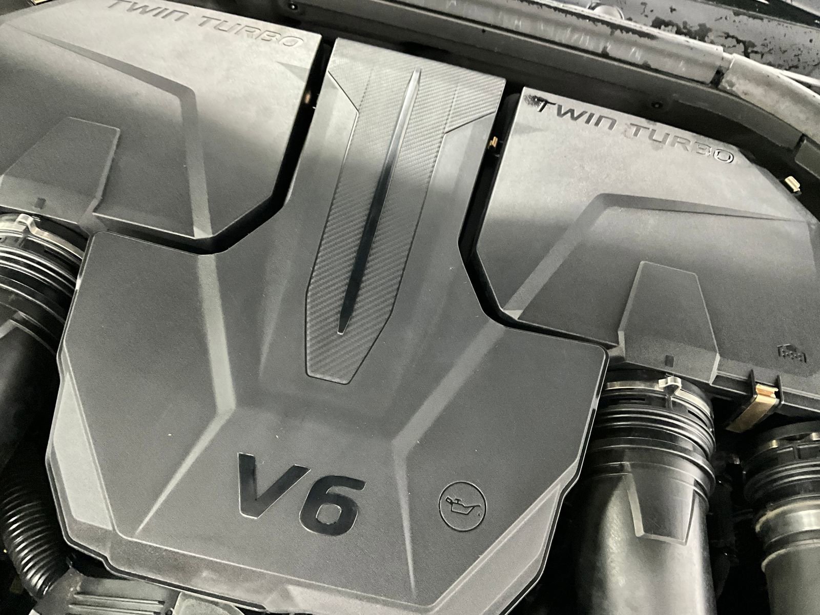 Used 2022 Genesis GV70 3.5T Sport w/ Sport Prestige Package image 29