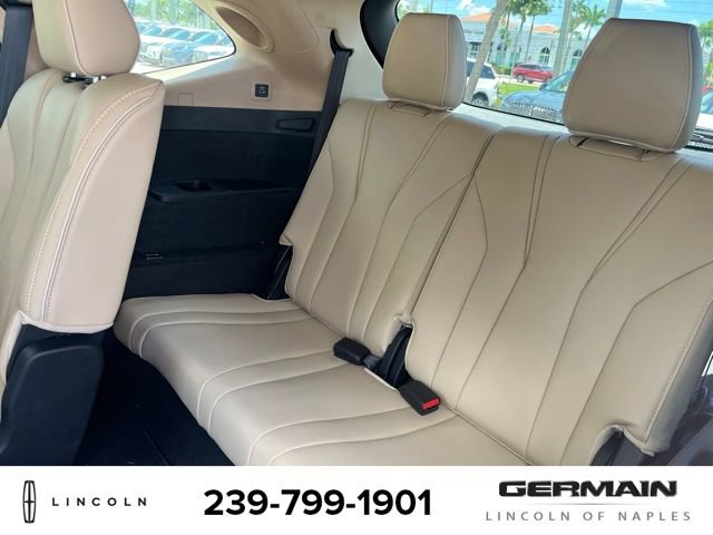 Used 2023 Acura MDX SH-AWD w/ Advance Package image 15