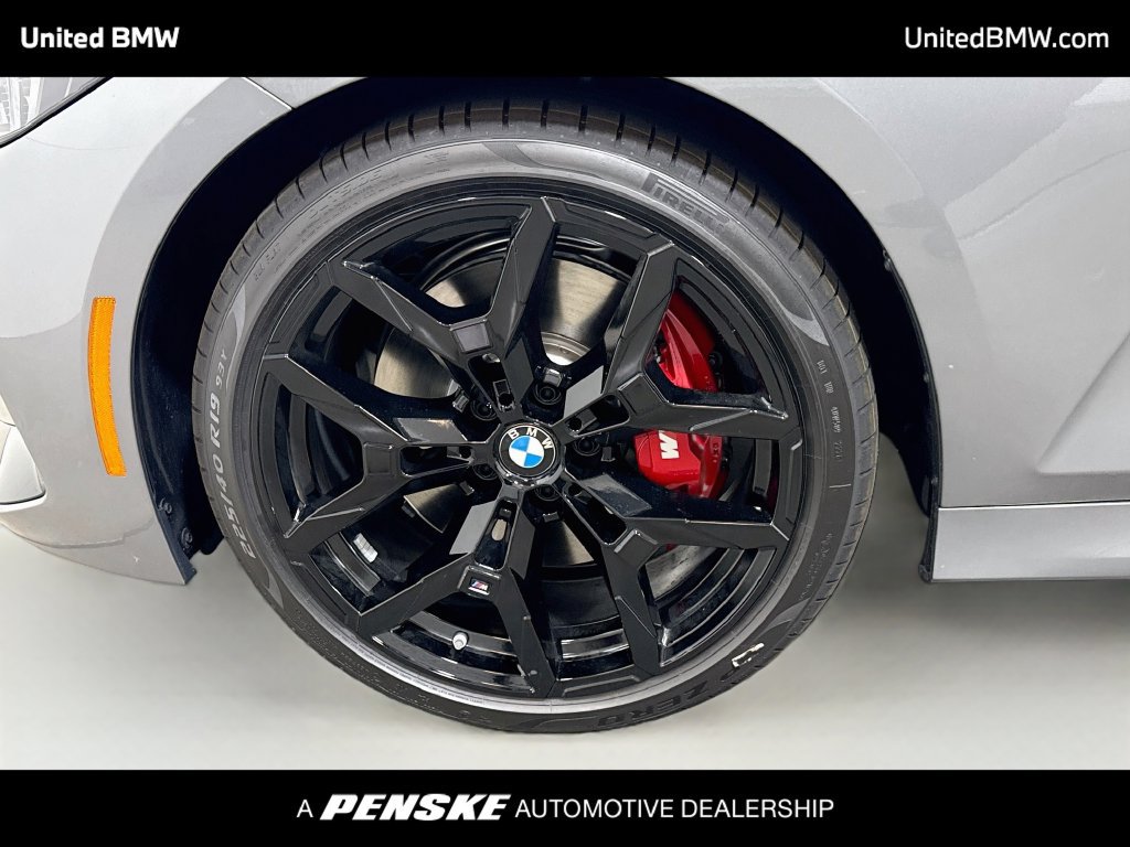 New 2026 BMW 330i Sedan w/ M Sport Package RWD image 9