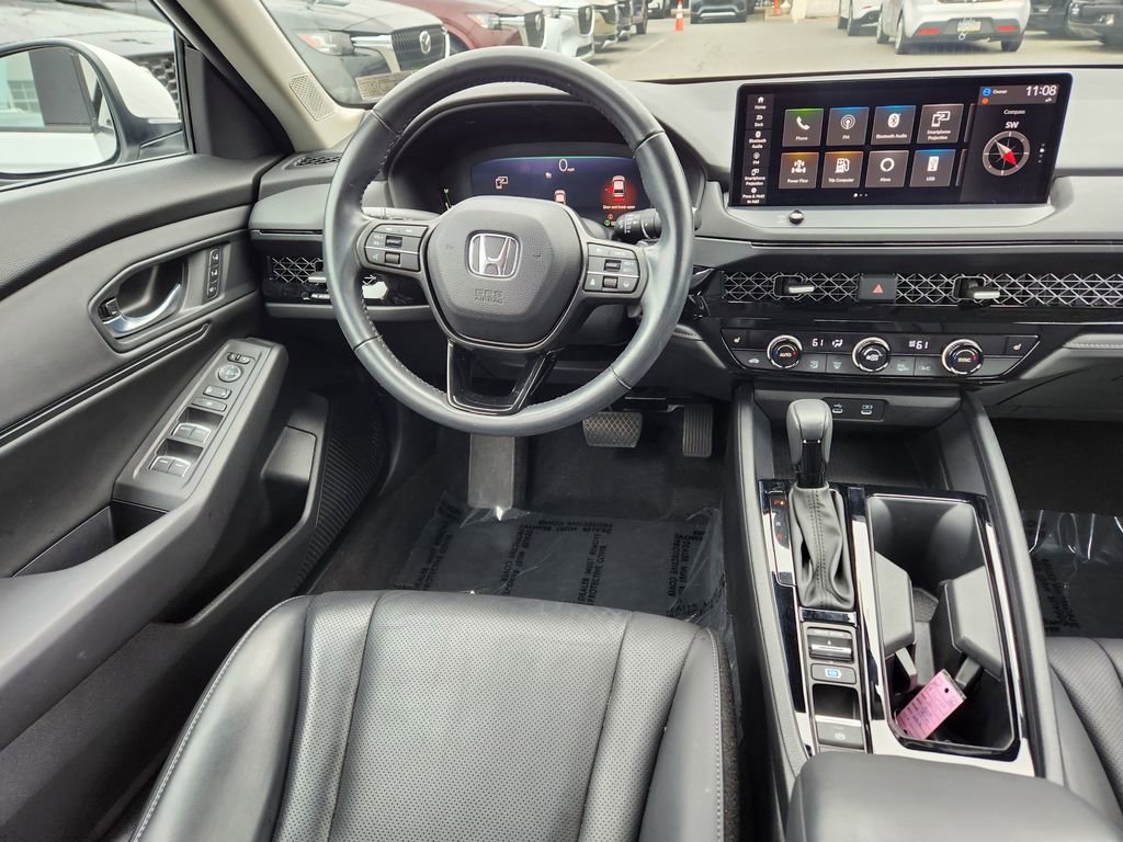 Used 2023 Honda Accord EX-L image 13