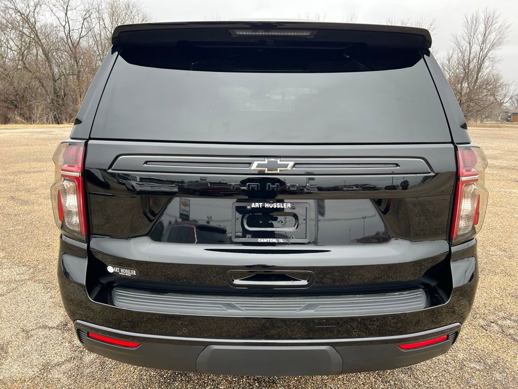 Used 2024 Chevrolet Tahoe Z71 w/ Luxury Package AWD/4WD image 4