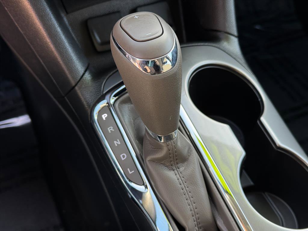 Used 2018 Chevrolet Cruze LT w/ Convenience Package image 18