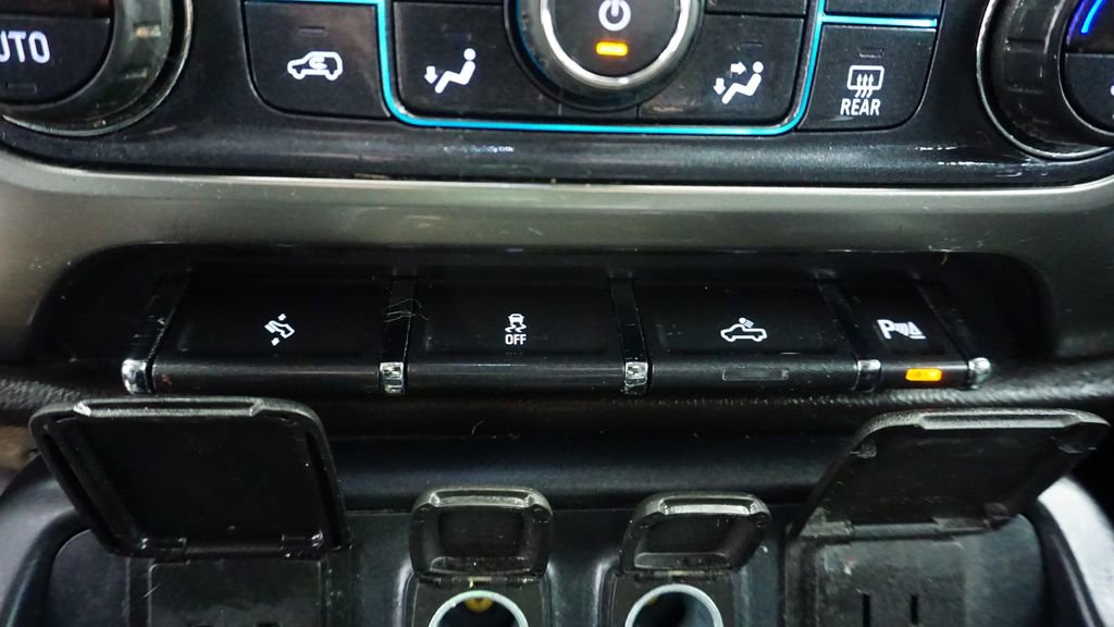 Used 2018 Chevrolet Silverado 1500 LT w/ All Star Edition image 23