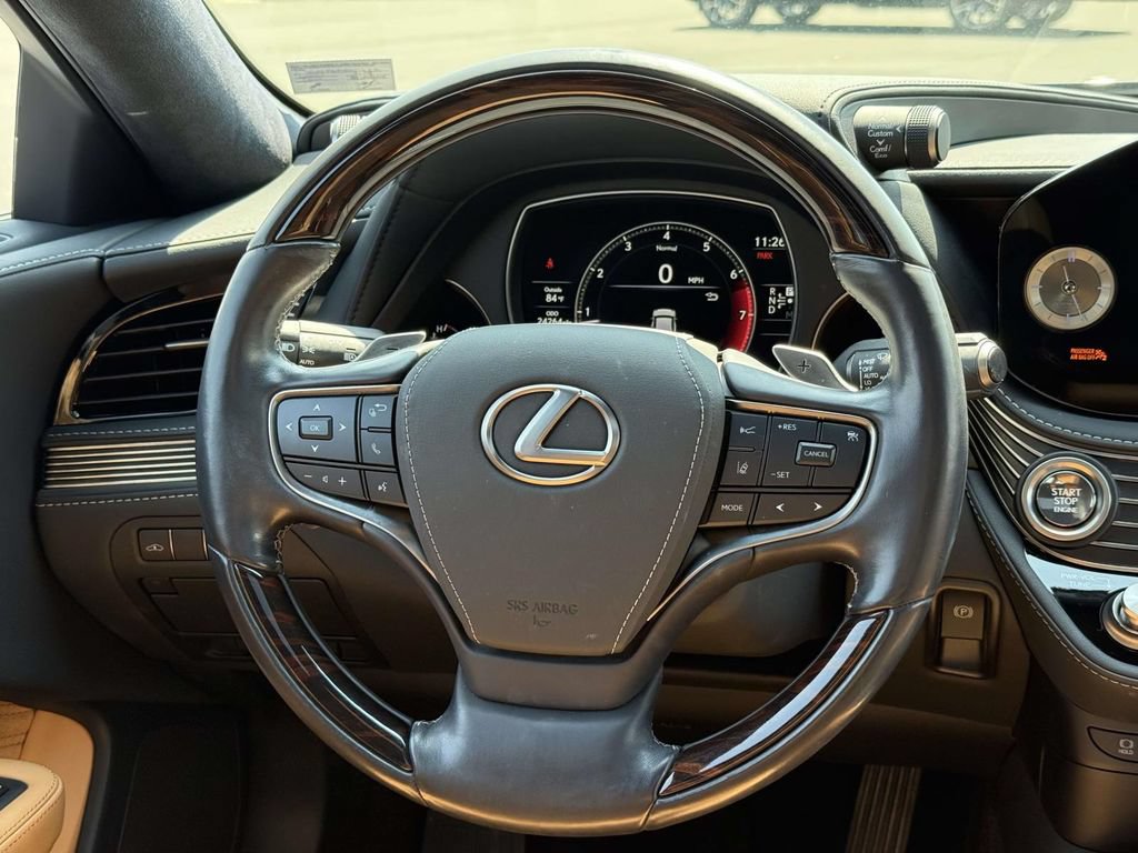 Used 2023 Lexus LS 500 AWD w/ Luxury Package image 9
