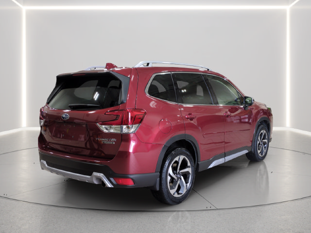 Certified 2023 Subaru Forester Touring AWD/4WD image 5