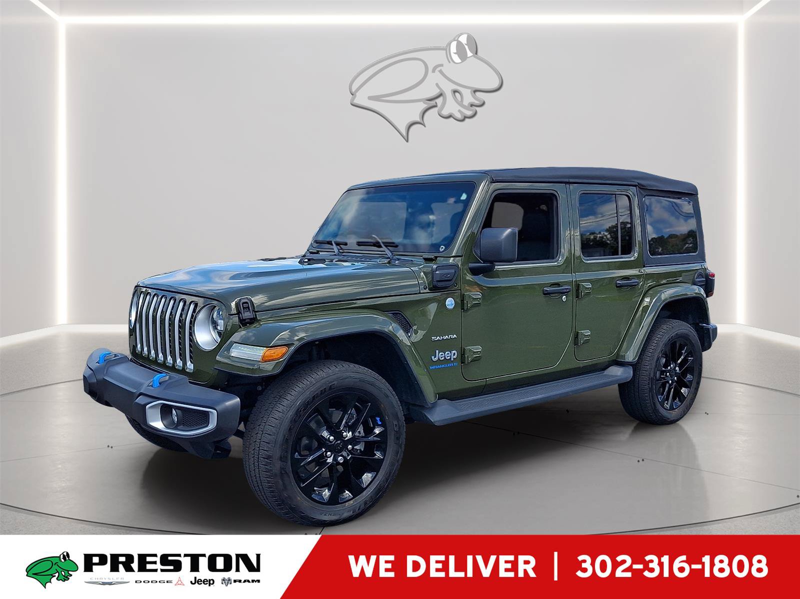 Used 2023 Jeep Wrangler Unlimited Sahara w/ Cold Weather Group AWD/4WD image 1
