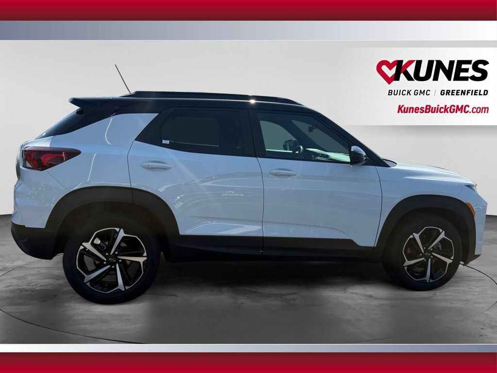 Used 2023 Chevrolet TrailBlazer RS w/ Convenience Package FWD image 12