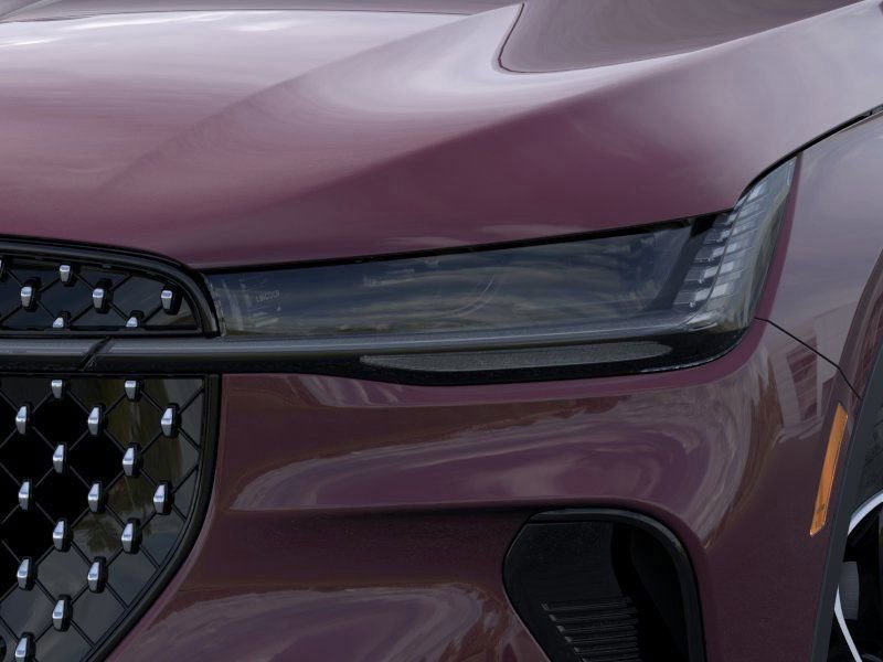 New 2025 Lincoln Nautilus Premier image 18