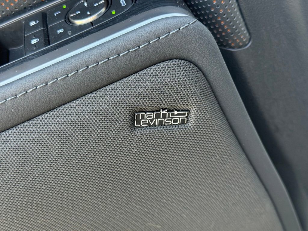 Used 2024 Lexus GX 550 w/ Accessory Package (Z1) image 11