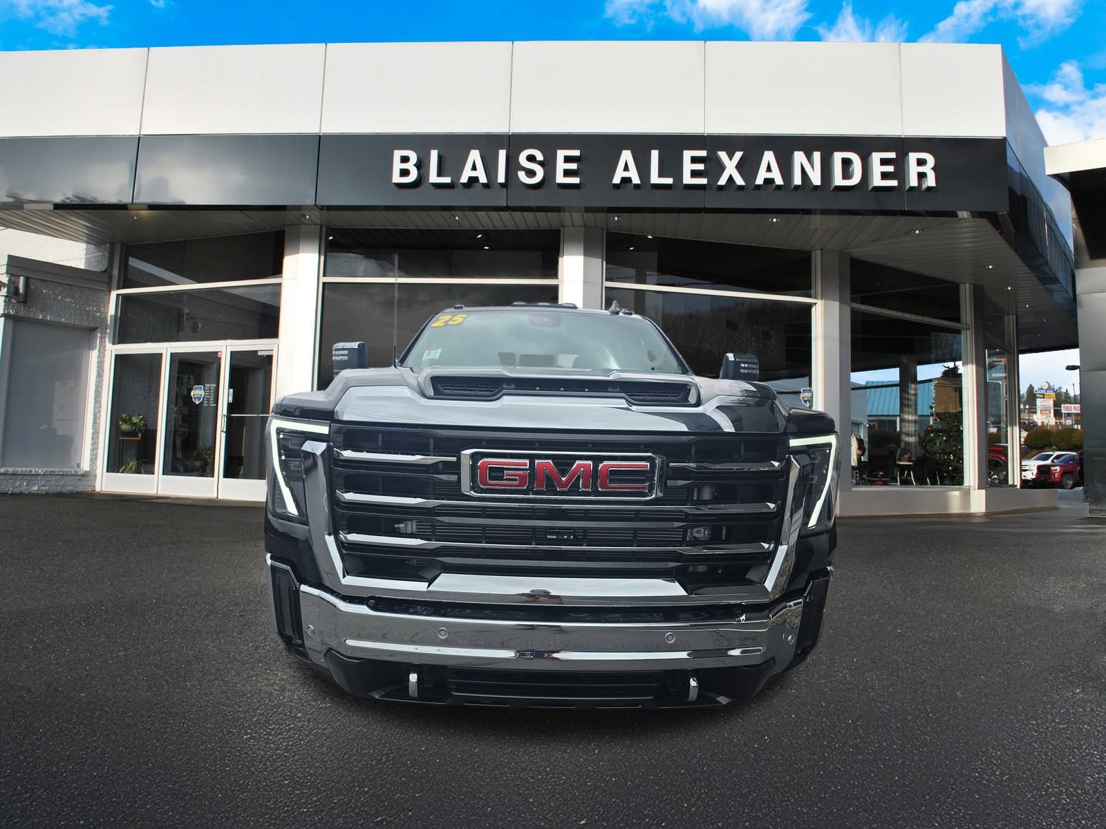 New 2025 GMC Sierra 2500 SLT w/ SLT Convenience Package AWD/4WD image 9