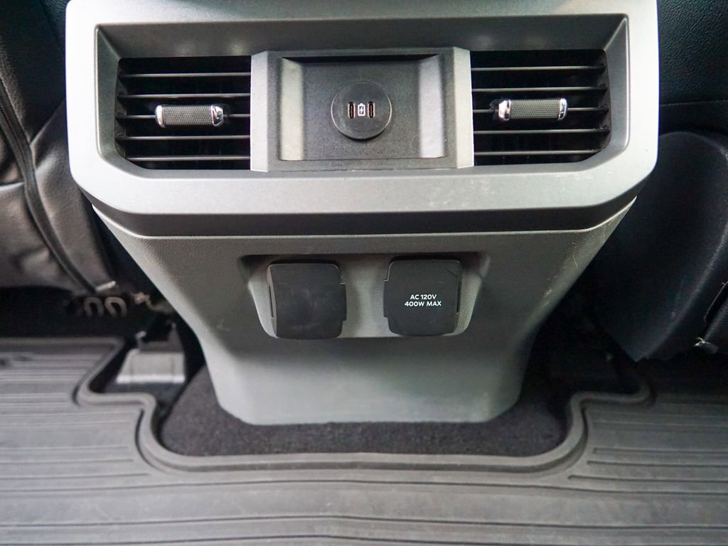 Used 2023 Ford F250 XLT w/ FX4 Off-Road Package image 17