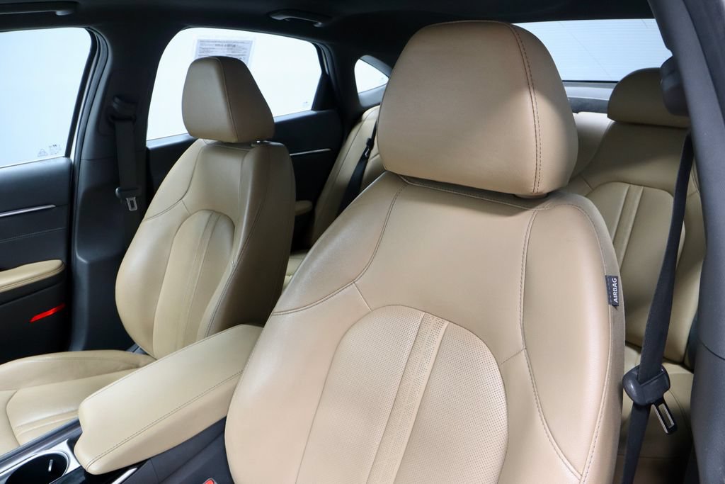 Used 2023 Hyundai Sonata Limited w/ Preferred Accessory Package FWD image 28