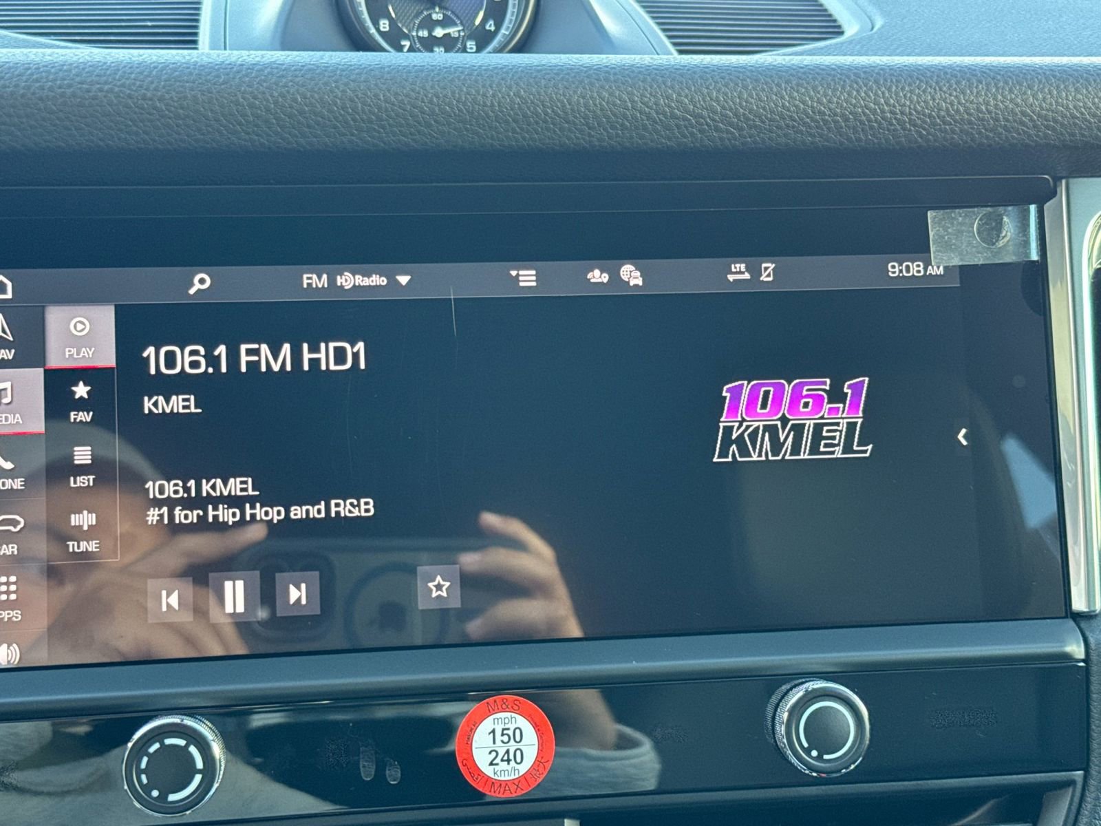 Certified 2025 Porsche Macan image 21