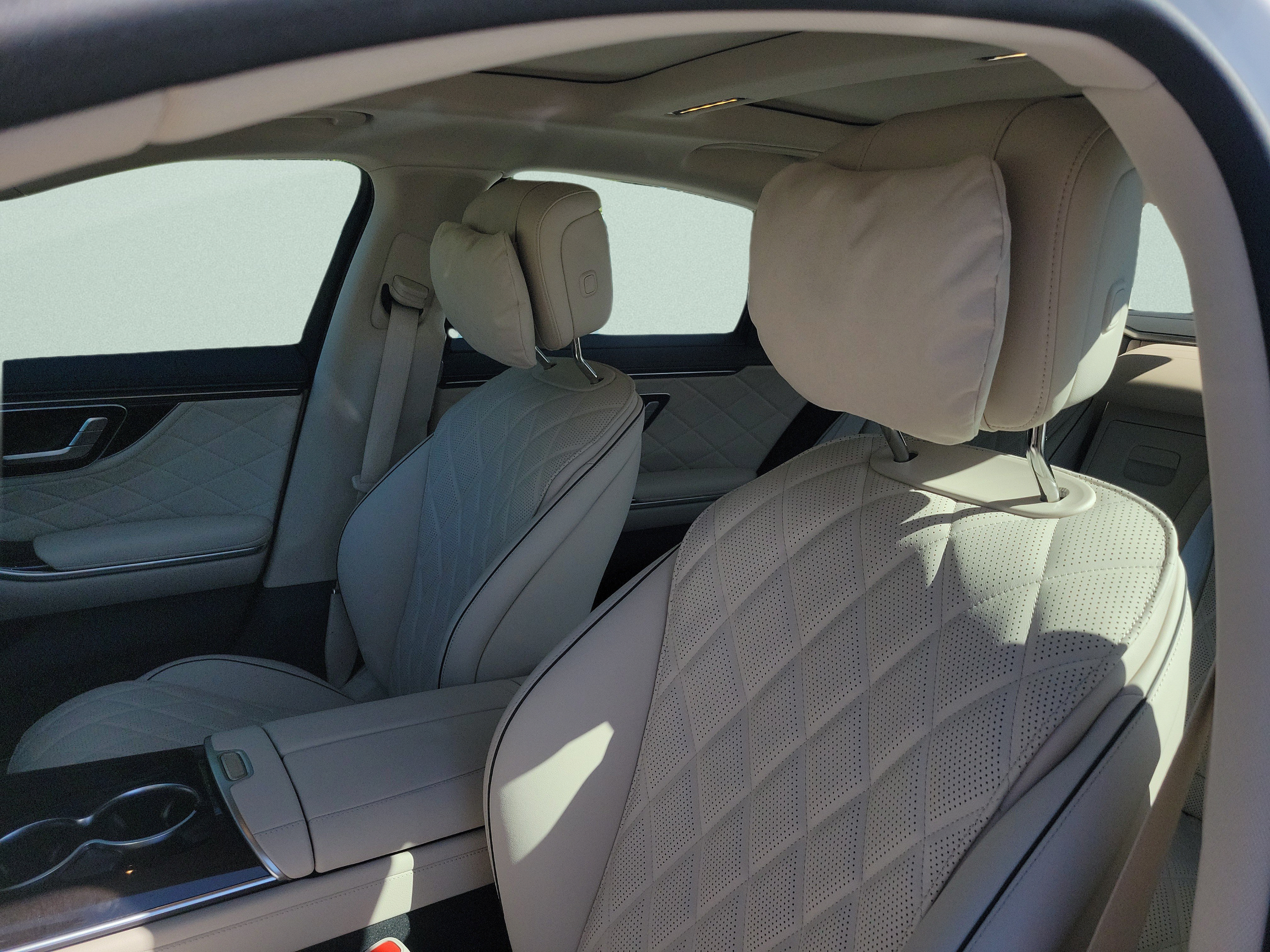 New 2027 Mercedes-Benz S 580 4MATIC Sedan image 18
