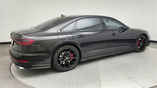 Used 2023 Audi S8 w/ S8 Executive Package image 2
