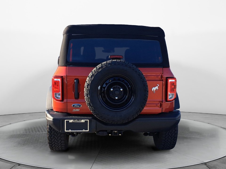 Used 2023 Ford Bronco Black Diamond image 6