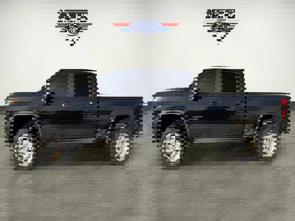 Used 2022 Chevrolet Silverado 2500 LTZ w/ Carhartt Edition image 2