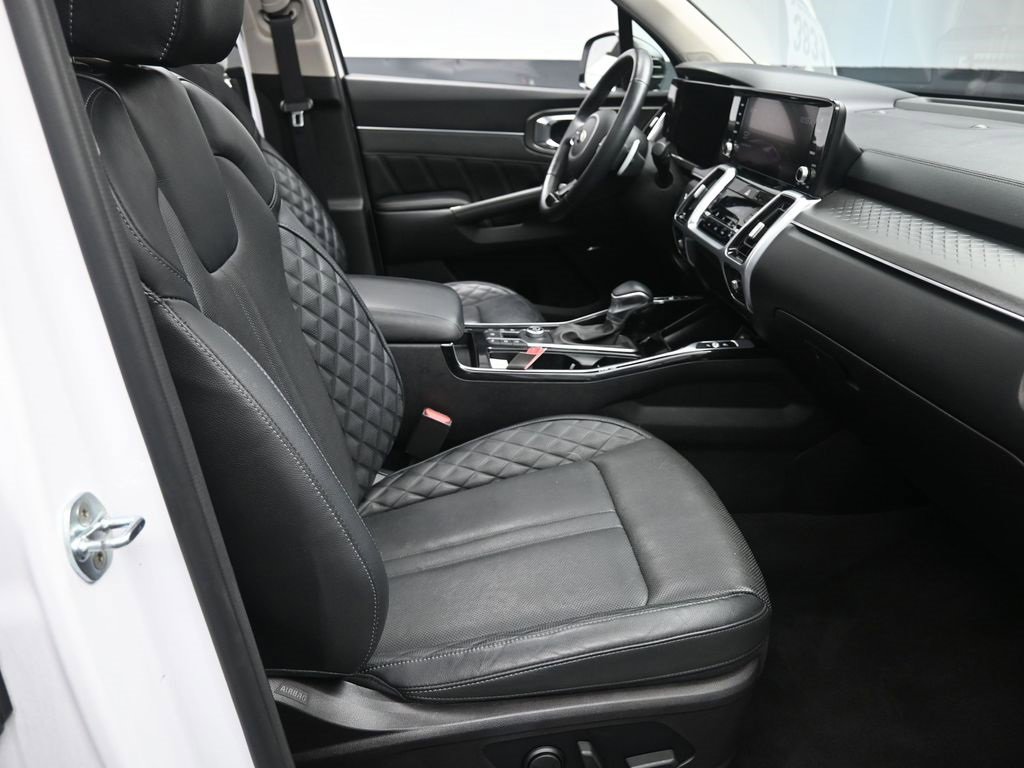 Used 2021 Kia Sorento SX image 31