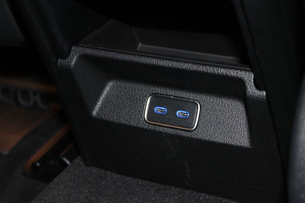 Used 2024 Mercedes-Benz GLE 450e 4MATIC image 33