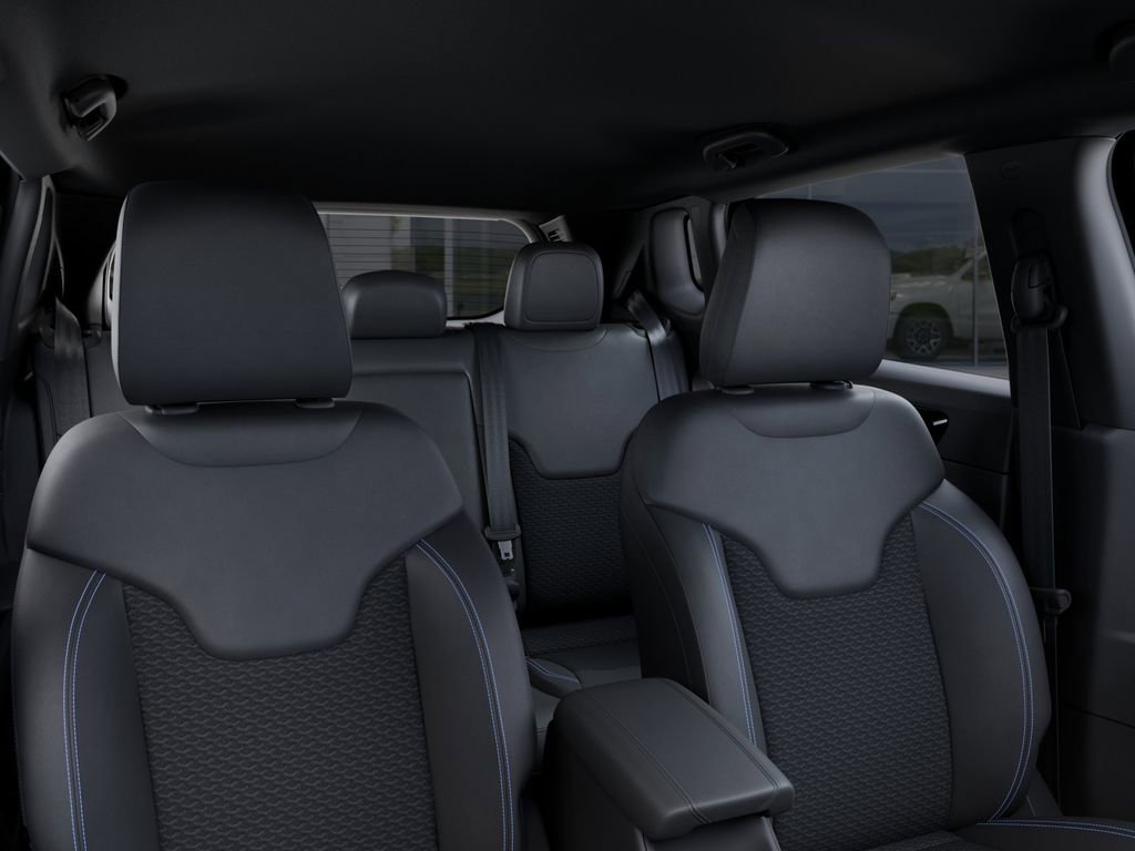 New 2026 Jeep Compass Latitude AWD/4WD image 27
