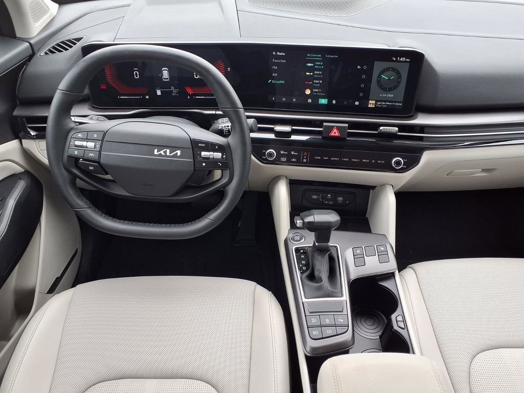 Used 2026 Kia Sportage EX FWD image 13