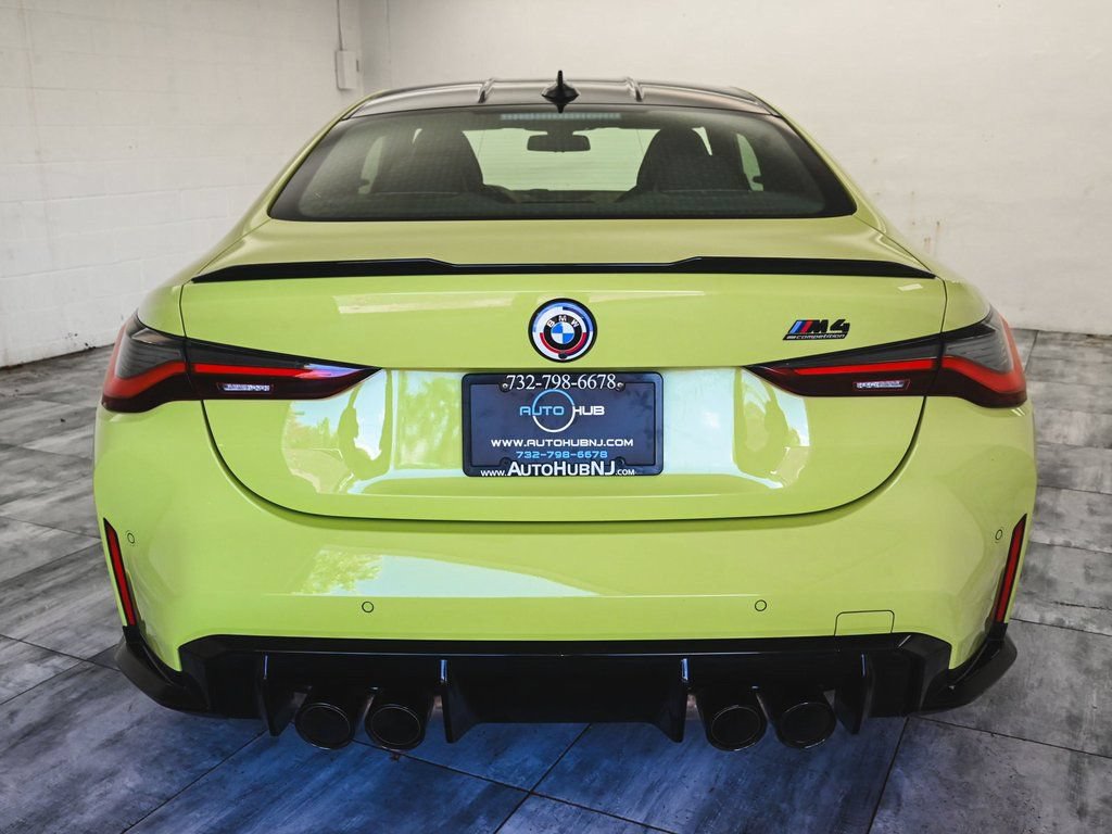 Used 2023 BMW M4 Competition RWD image 5