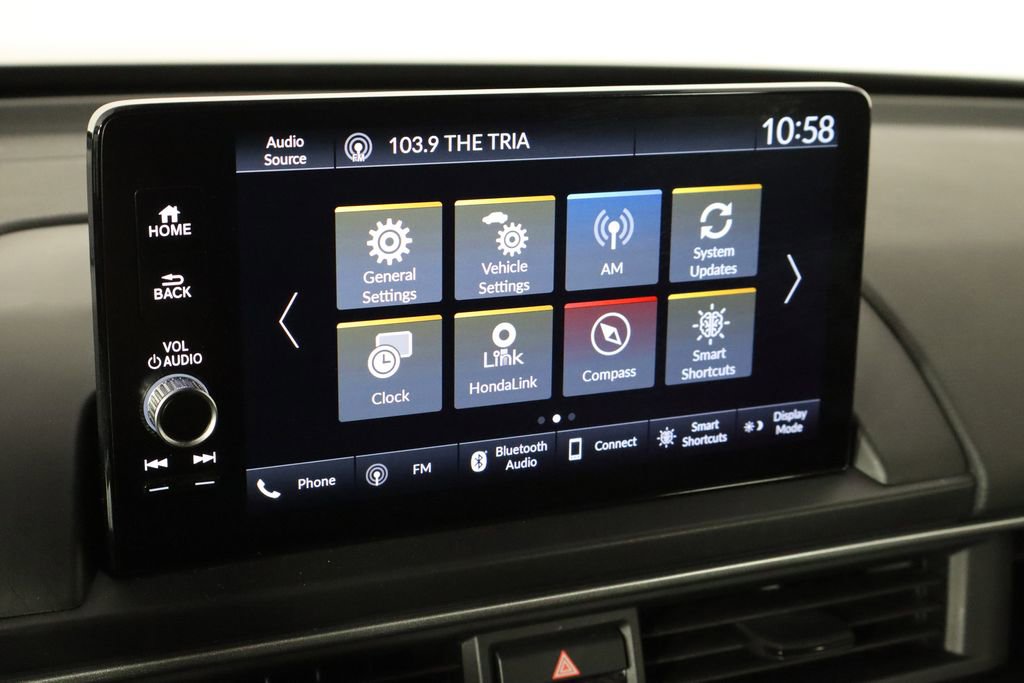 Used 2025 Honda Pilot EX-L image 32