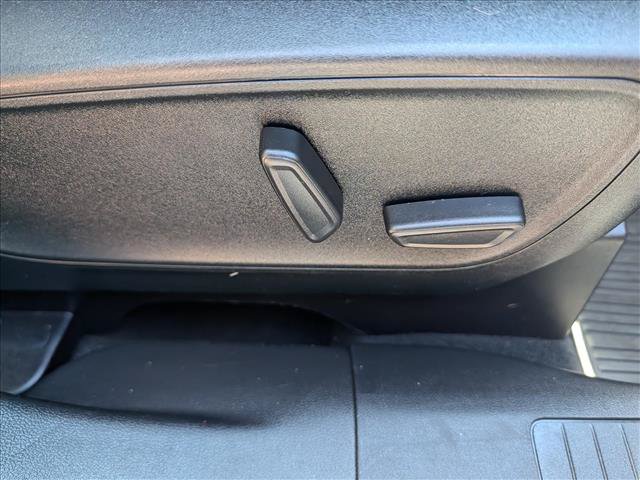 Used 2020 Ford Escape Titanium AWD/4WD image 13
