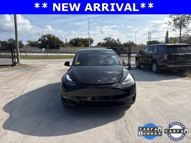 Used 2023 Tesla Model Y Long Range image 17