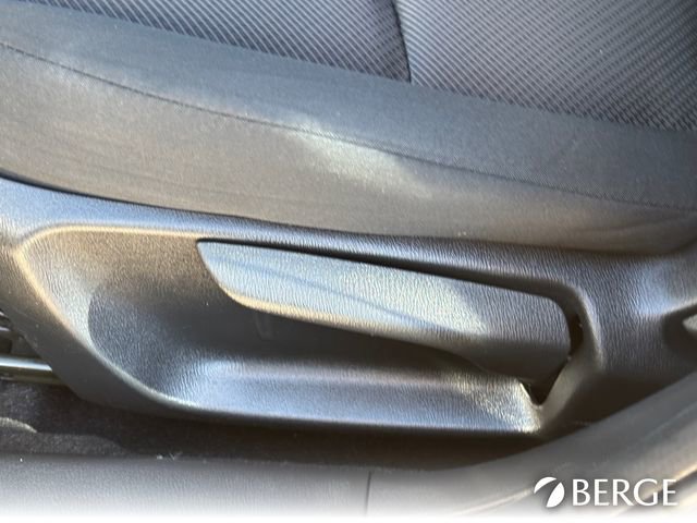 Used 2018 MAZDA MAZDA3 Sport image 21