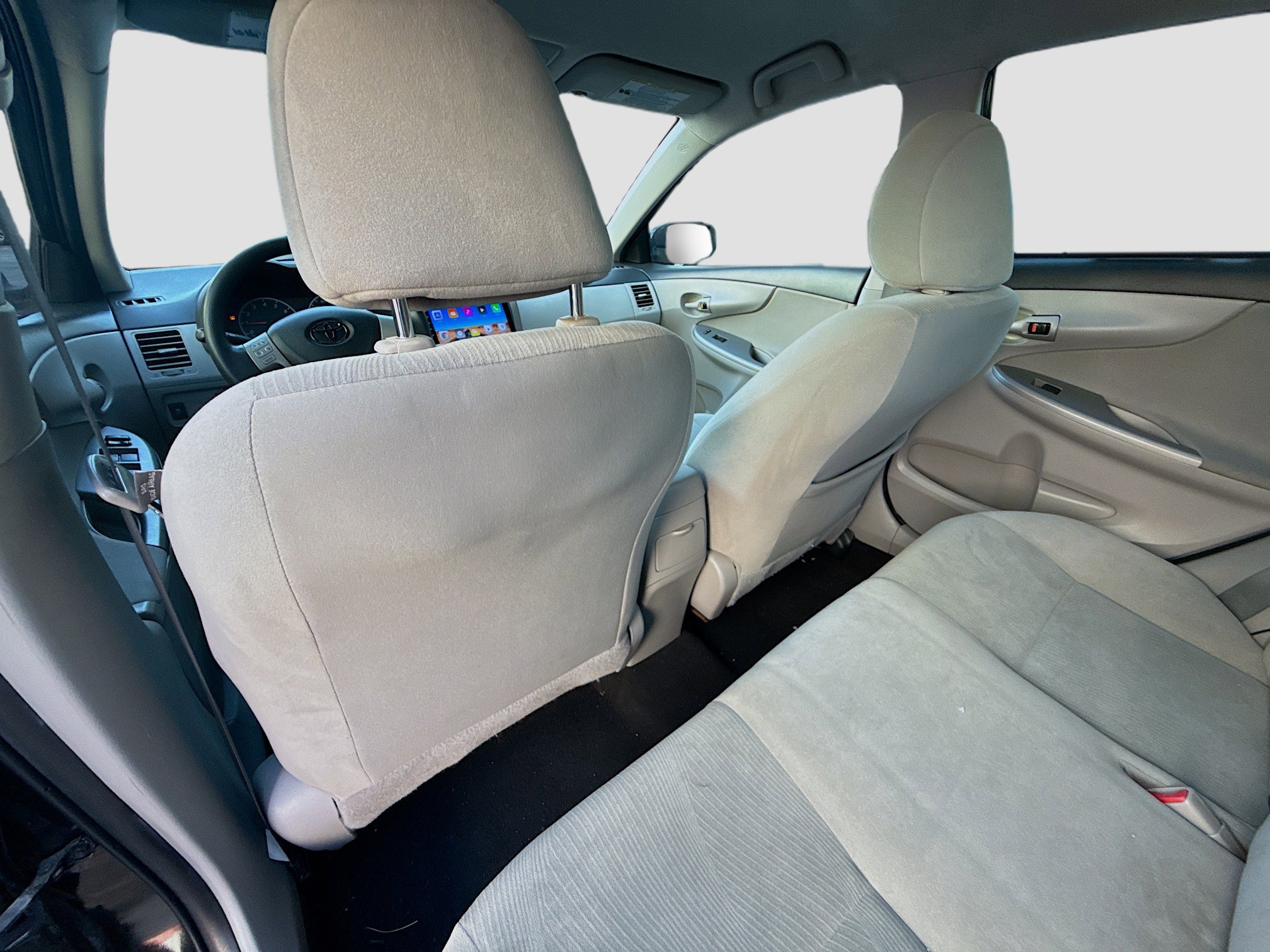 Used 2013 Toyota Corolla LE image 21