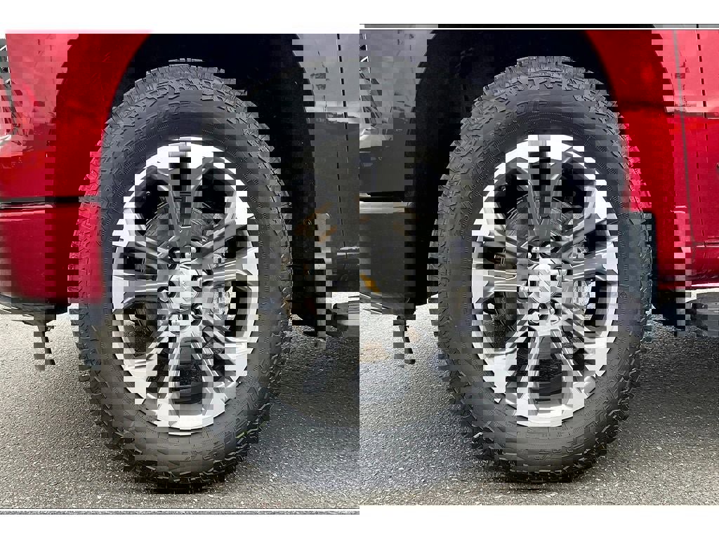 Used 2024 Chevrolet Silverado 1500 High Country w/ Technology Package image 9