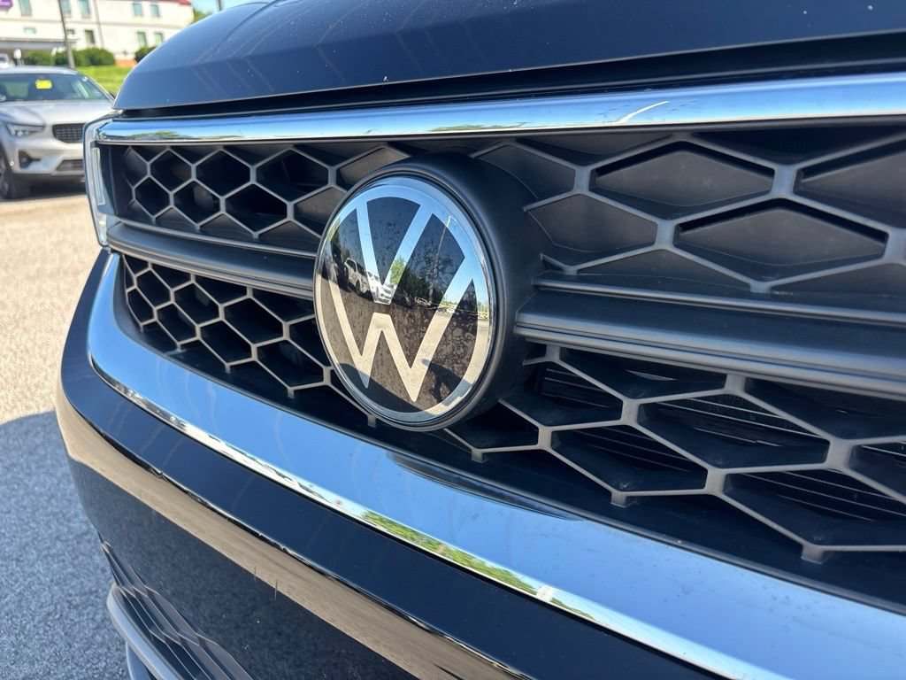 Certified 2023 Volkswagen Taos S FWD image 12
