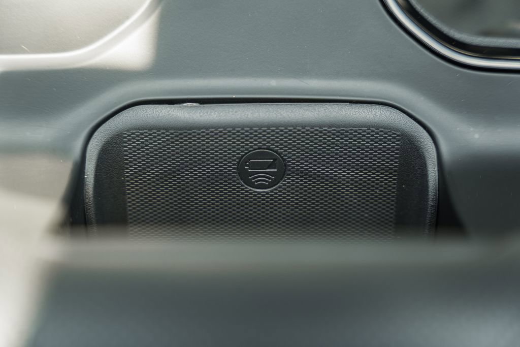 Used 2022 GMC Sierra 1500 AT4 w/ AT4 Premium Package image 38