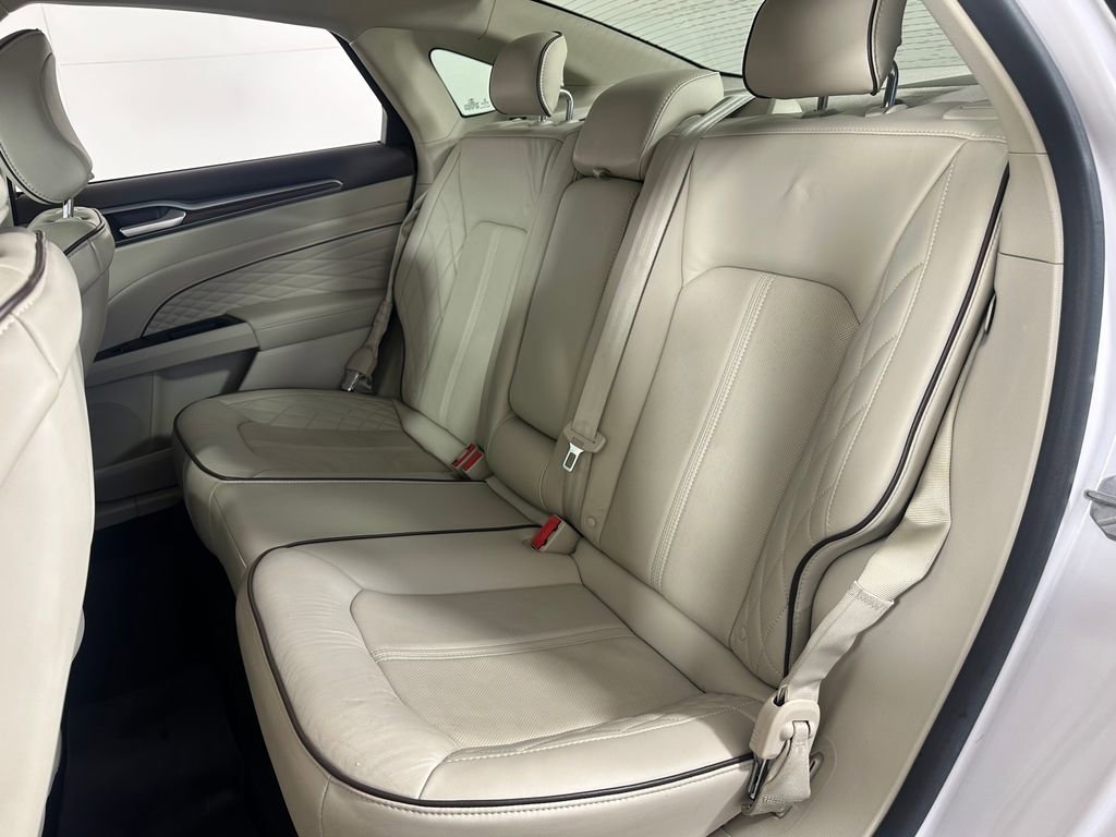 Used 2017 Ford Fusion Platinum AWD/4WD image 20