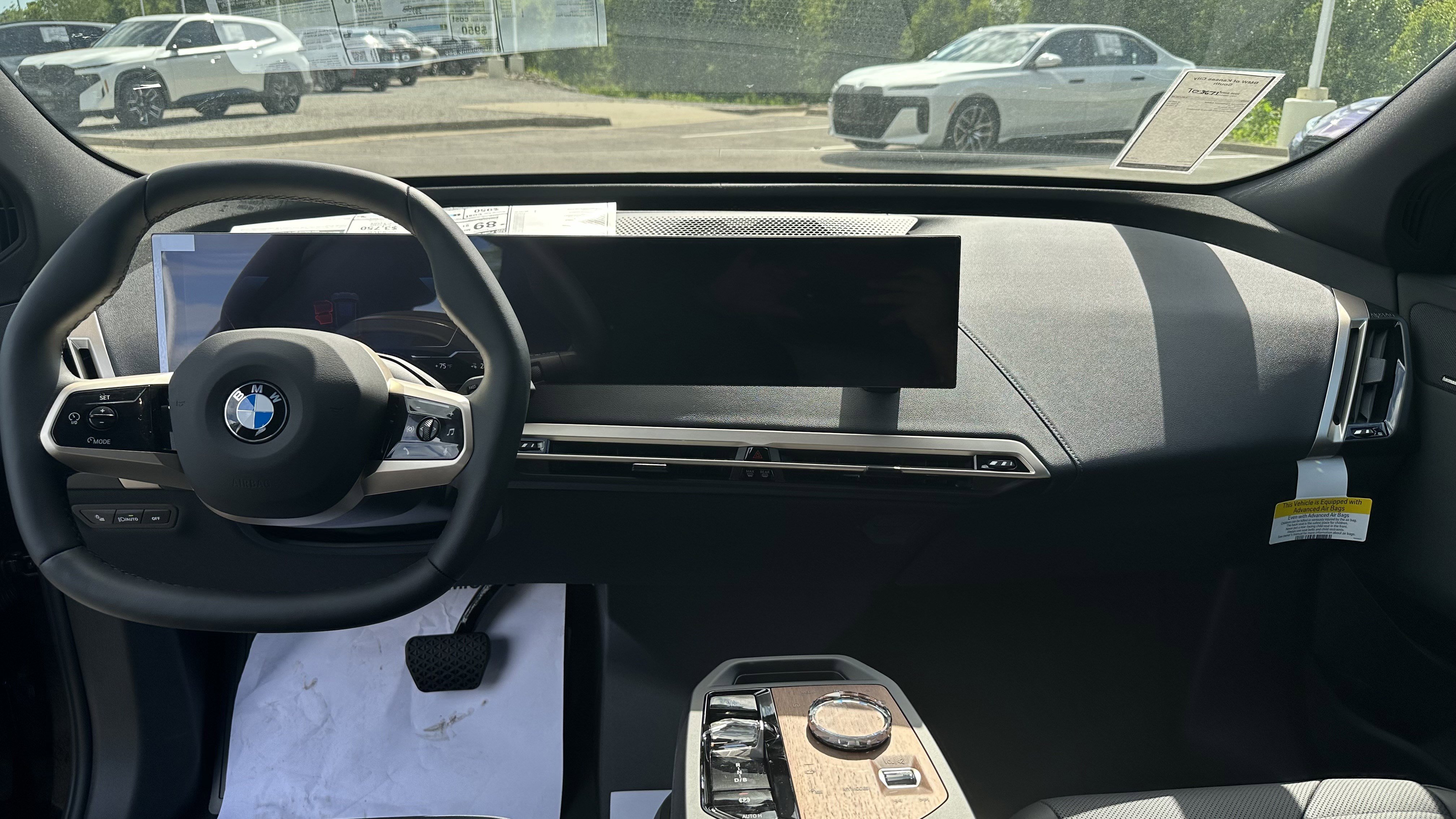 Used 2026 BMW iX xDrive45 w/ Executive Package image 19