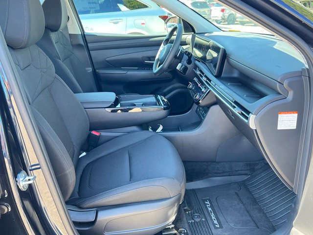Used 2026 Hyundai Tucson Blue SE AWD/4WD image 17