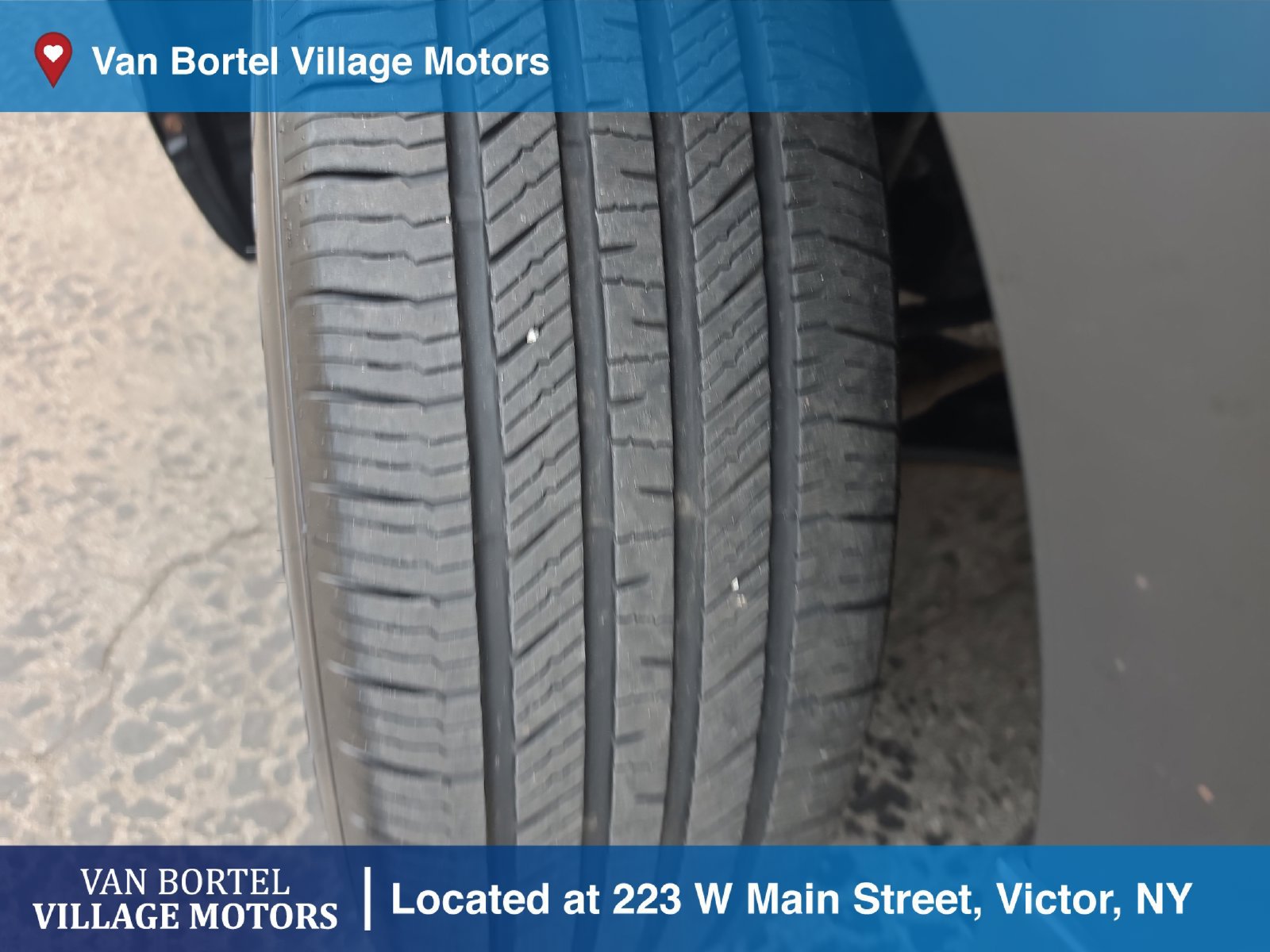 Used 2017 Toyota Highlander XLE AWD/4WD image 33